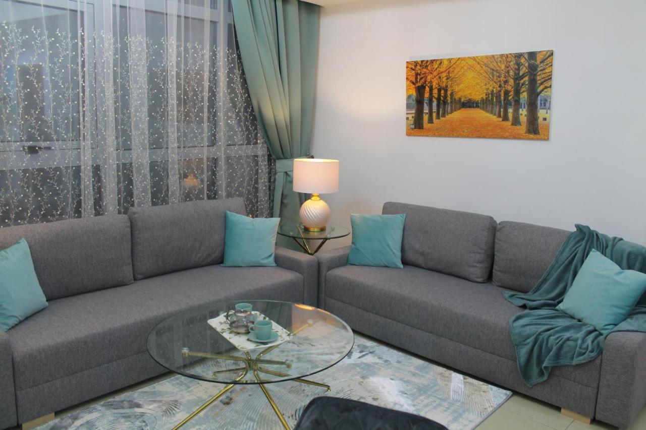 Newly Furnished One Bedroom Apartment Next To Metro & Beach In Marina Residence ดูไบ ภายนอก รูปภาพ