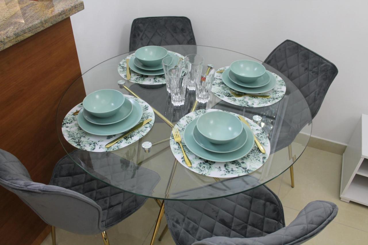 Newly Furnished One Bedroom Apartment Next To Metro & Beach In Marina Residence ดูไบ ภายนอก รูปภาพ