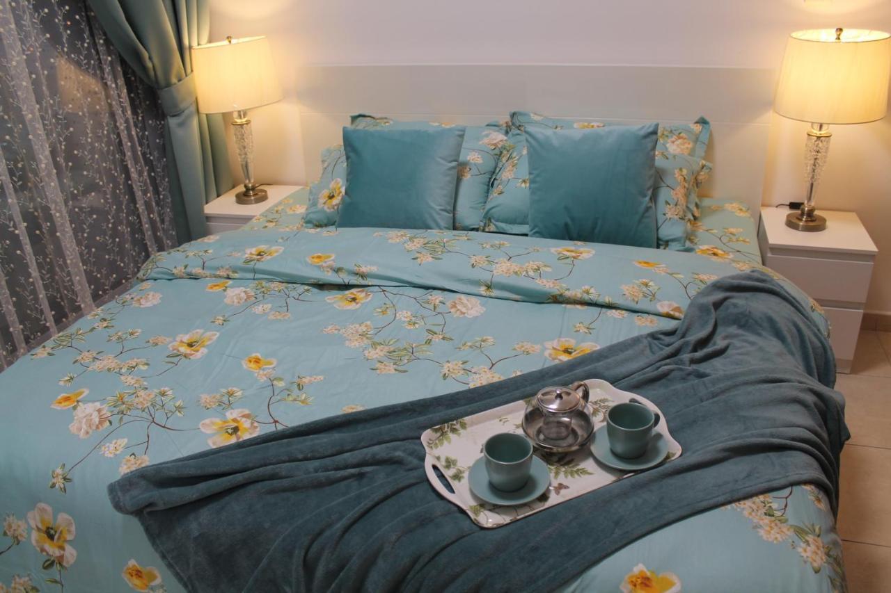 Newly Furnished One Bedroom Apartment Next To Metro & Beach In Marina Residence ดูไบ ภายนอก รูปภาพ