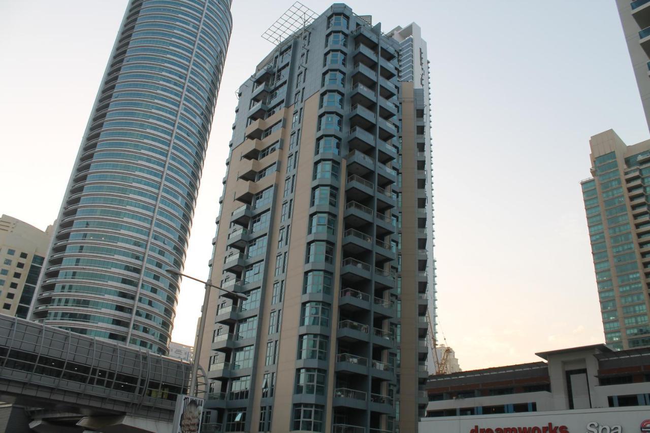 Newly Furnished One Bedroom Apartment Next To Metro & Beach In Marina Residence ดูไบ ภายนอก รูปภาพ