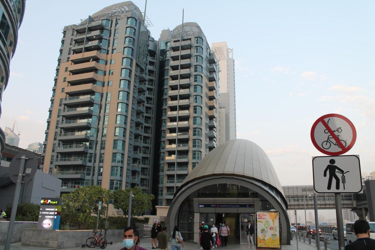 Newly Furnished One Bedroom Apartment Next To Metro & Beach In Marina Residence ดูไบ ภายนอก รูปภาพ